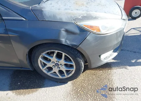 2015 Ford Focus Se z USA, uszkodzony, nr VIN 1FADP3K26FL319851